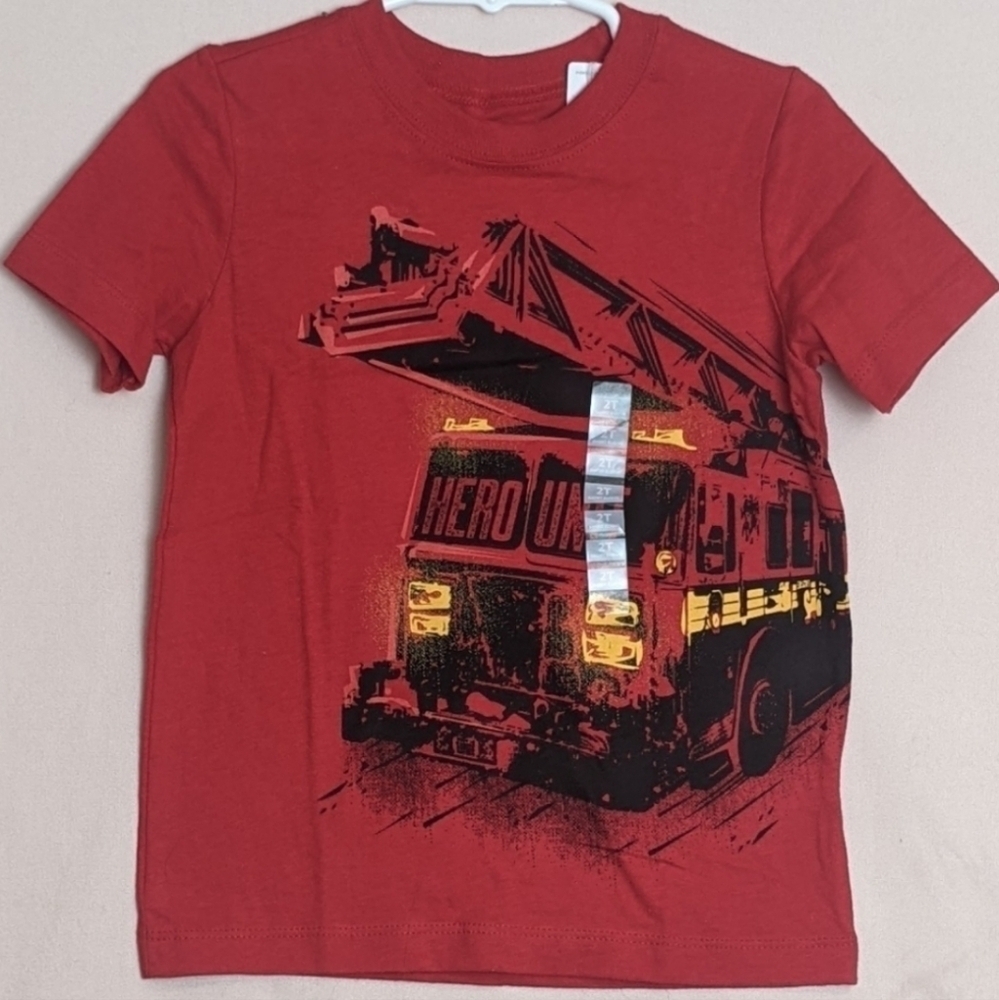 Carter's Red Fire Truck Short Sleeve Graphic Boys Tee size 2T